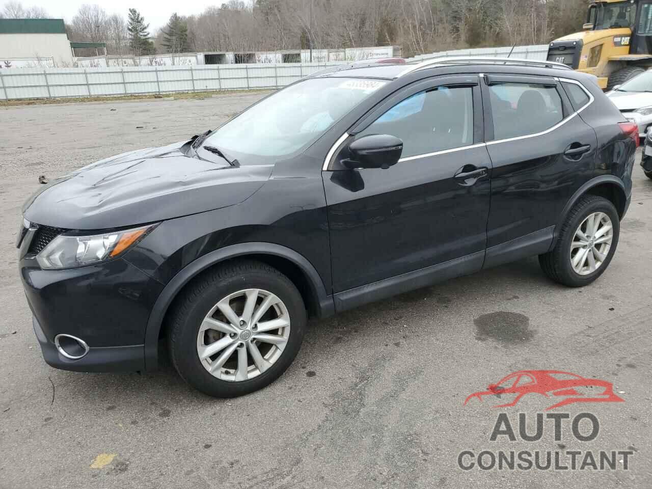 NISSAN ROGUE 2018 - JN1BJ1CR2JW267373