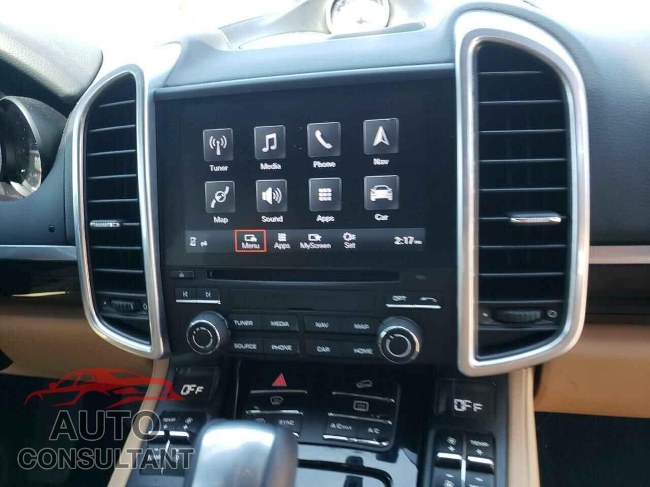 PORSCHE CAYENNE 2017 - WP1AA2A27HKA87729