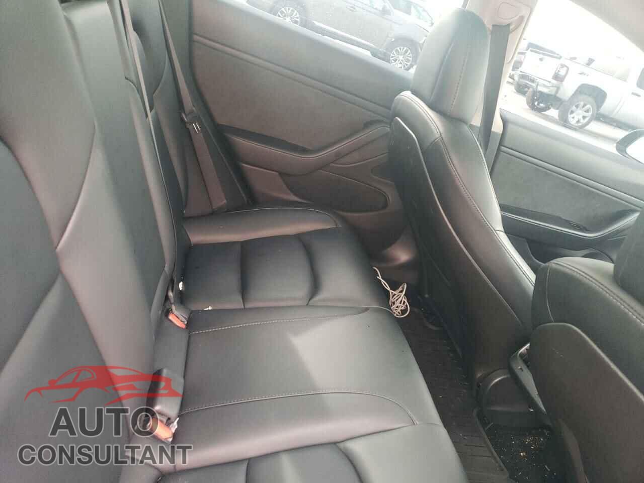 TESLA MODEL 3 2019 - 5YJ3E1EA9KF464270