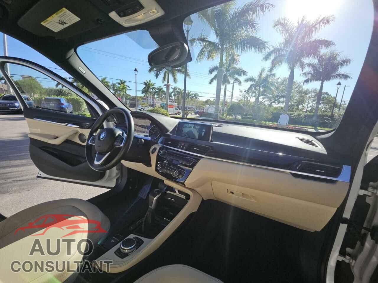 BMW X1 2016 - WBXHT3C30GP886830