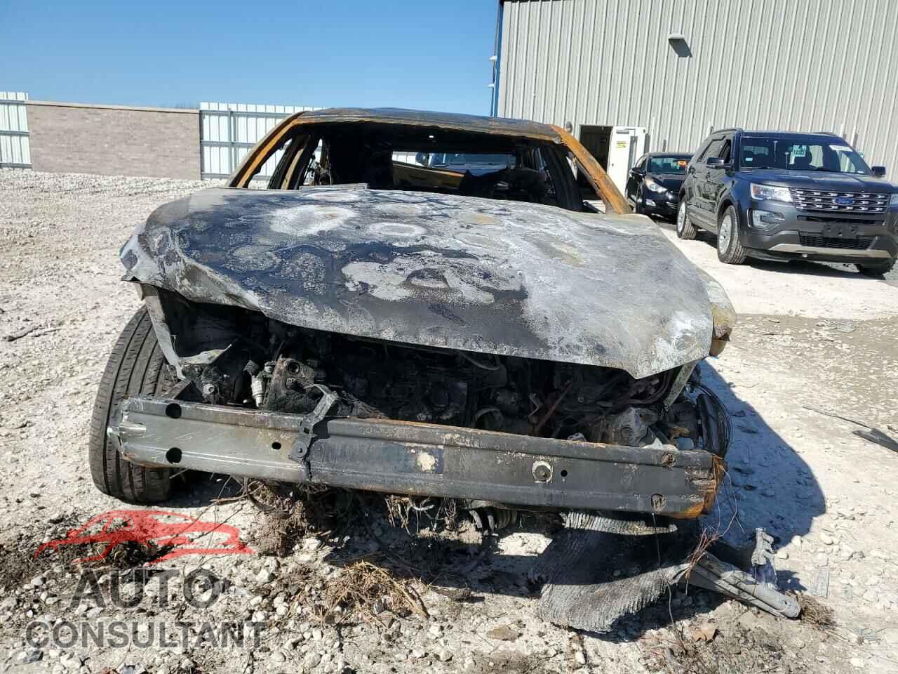 FORD TAURUS 2018 - 1FAHP2E88JG126999