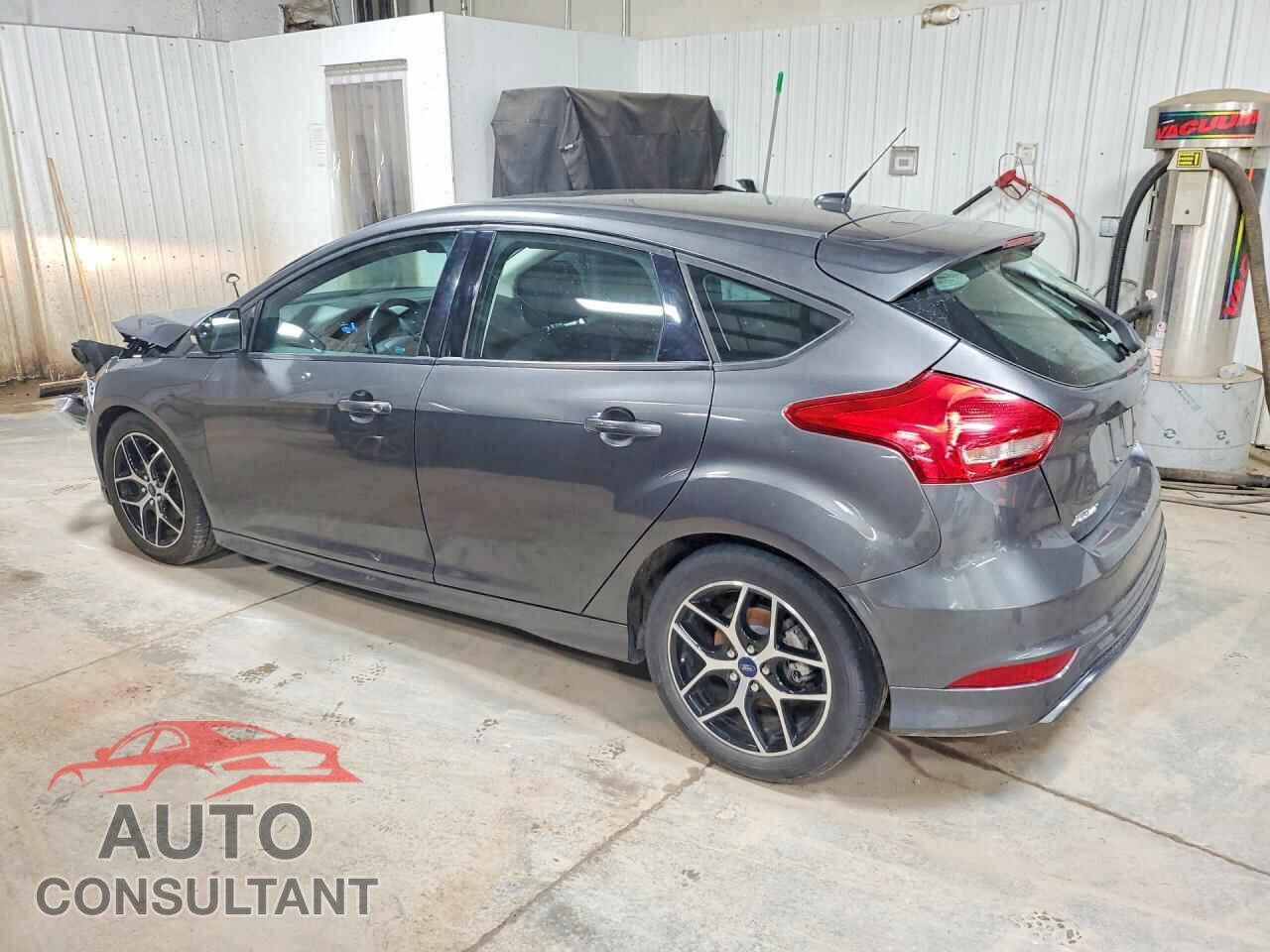 FORD FOCUS 2016 - 1FADP3K23GL246987