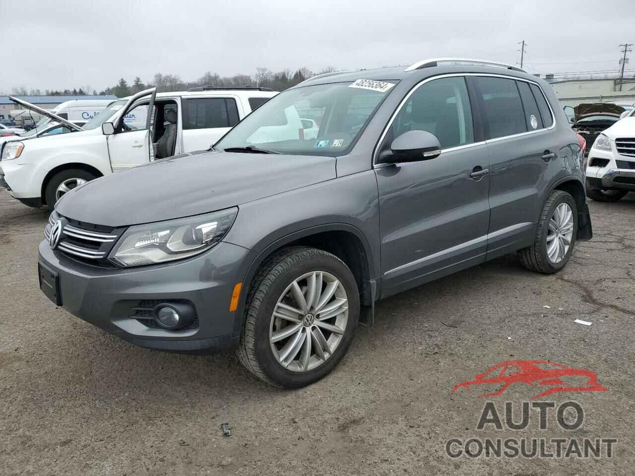 VOLKSWAGEN TIGUAN 2016 - WVGBV7AX0GW584577