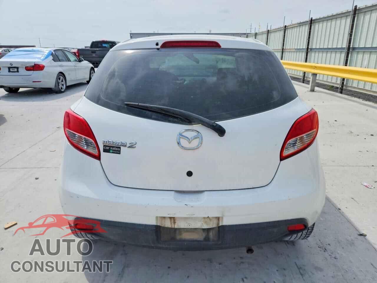 MAZDA 2 2013 - JM1DE1KY7D0156375