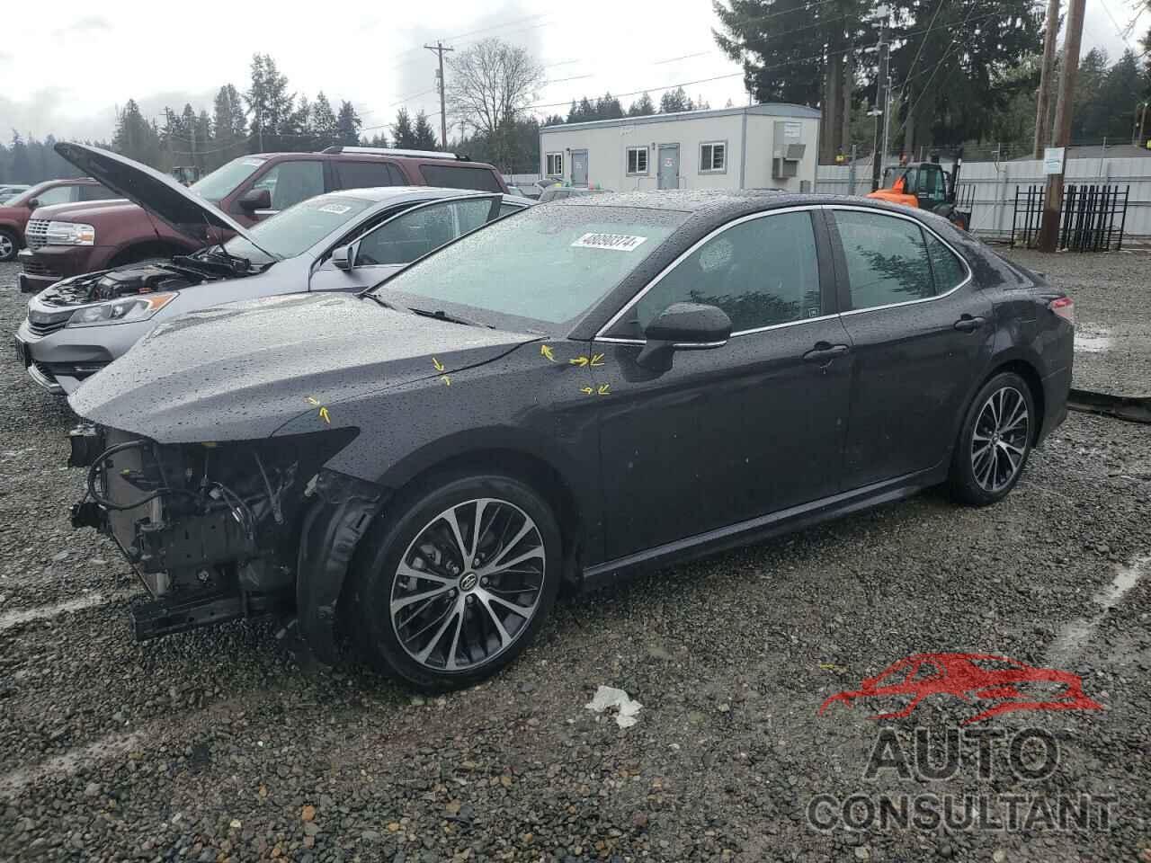 TOYOTA CAMRY 2018 - 4T1B11HK5JU573631