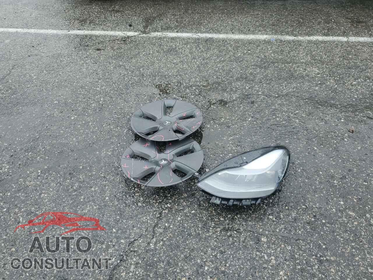 TESLA MODEL 3 2023 - 5YJ3E1EA0PF608683