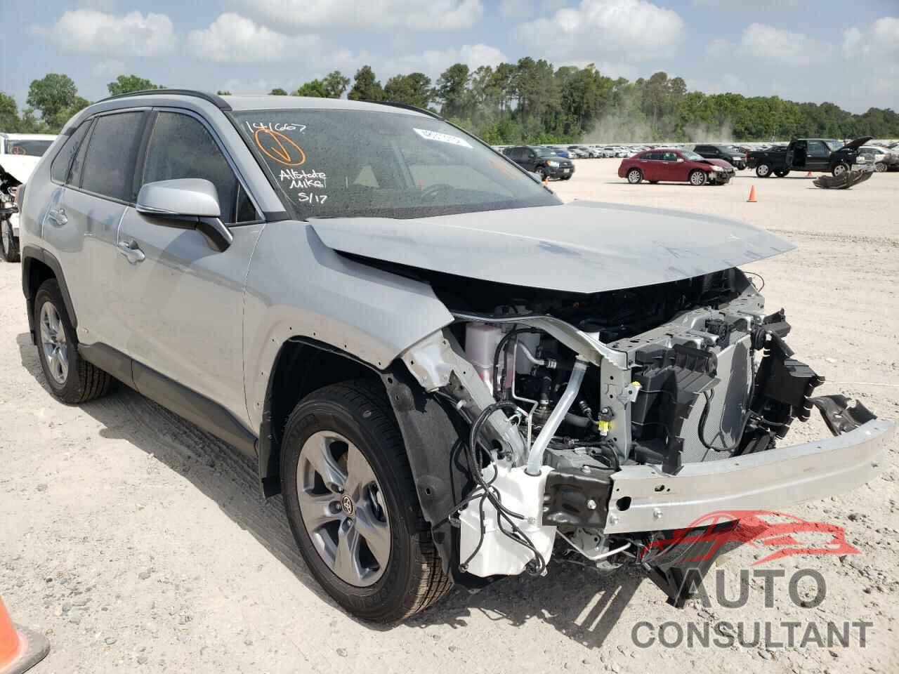 TOYOTA RAV4 2022 - 2T3RWRFV4NW137829