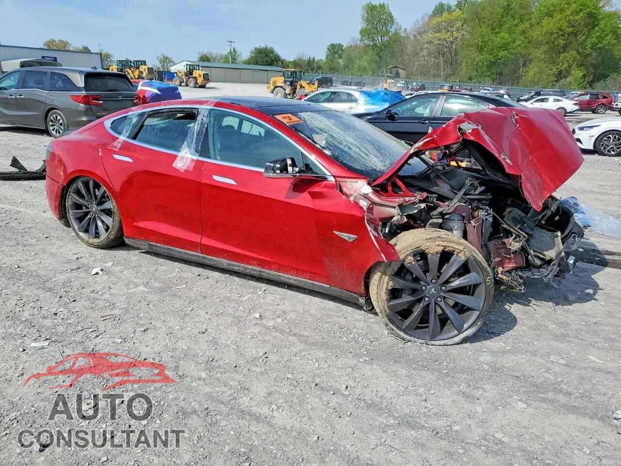 TESLA MODEL S 2013 - 5YJSA1DP2DFP09216