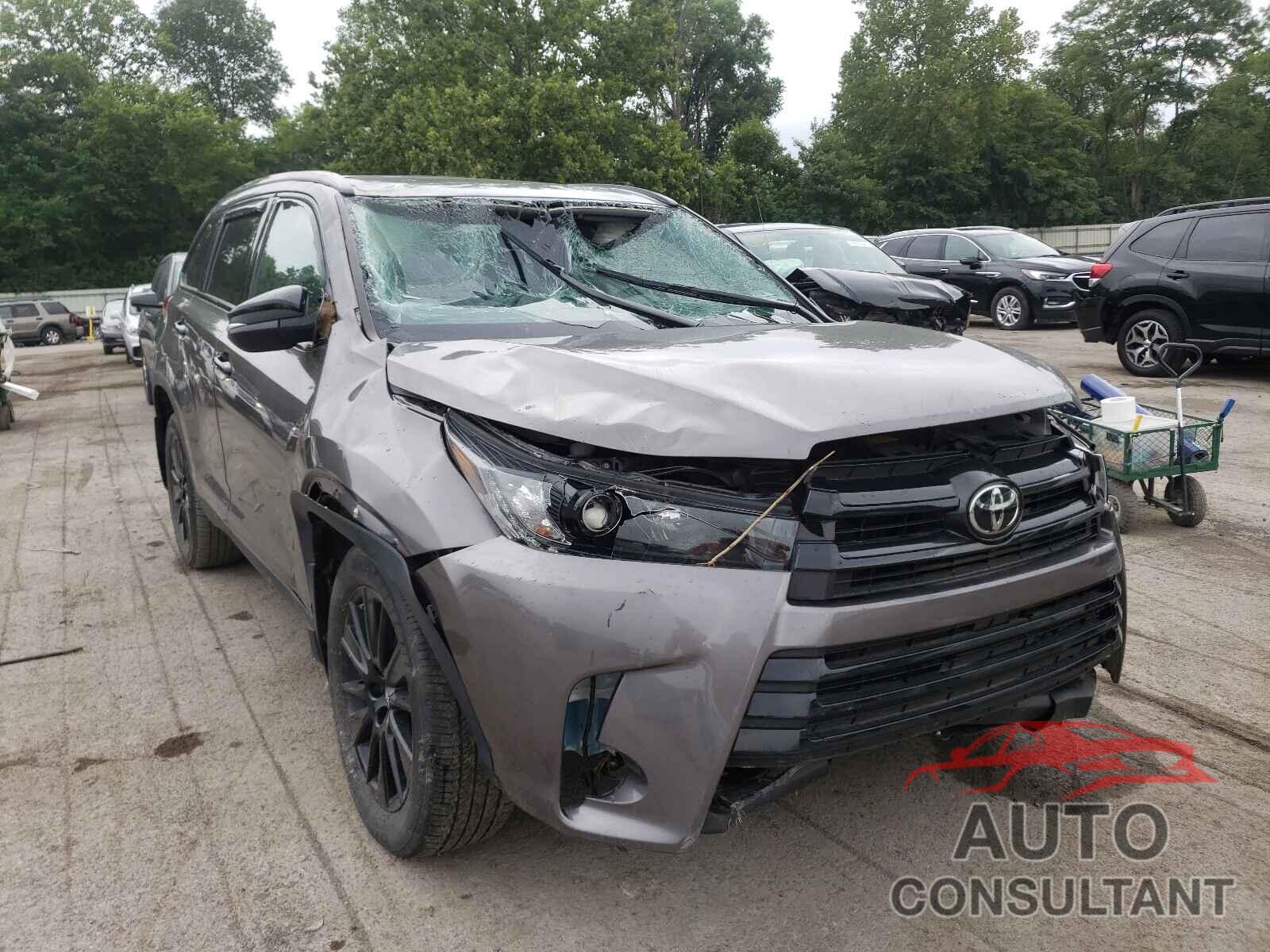 TOYOTA HIGHLANDER 2019 - 5TDJZRFH6KS990163