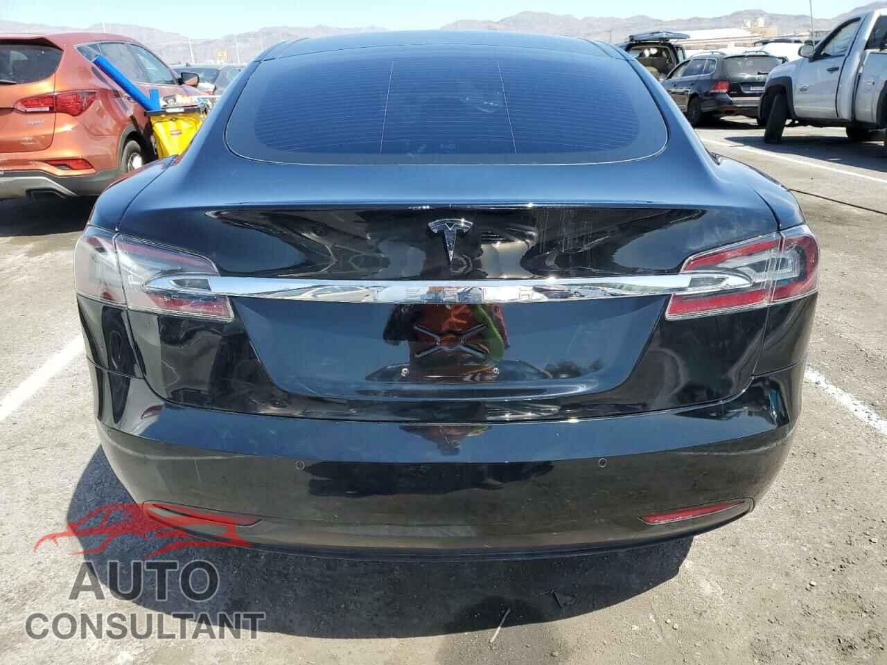 TESLA MODEL S 2017 - 5YJSA1E24HF206876