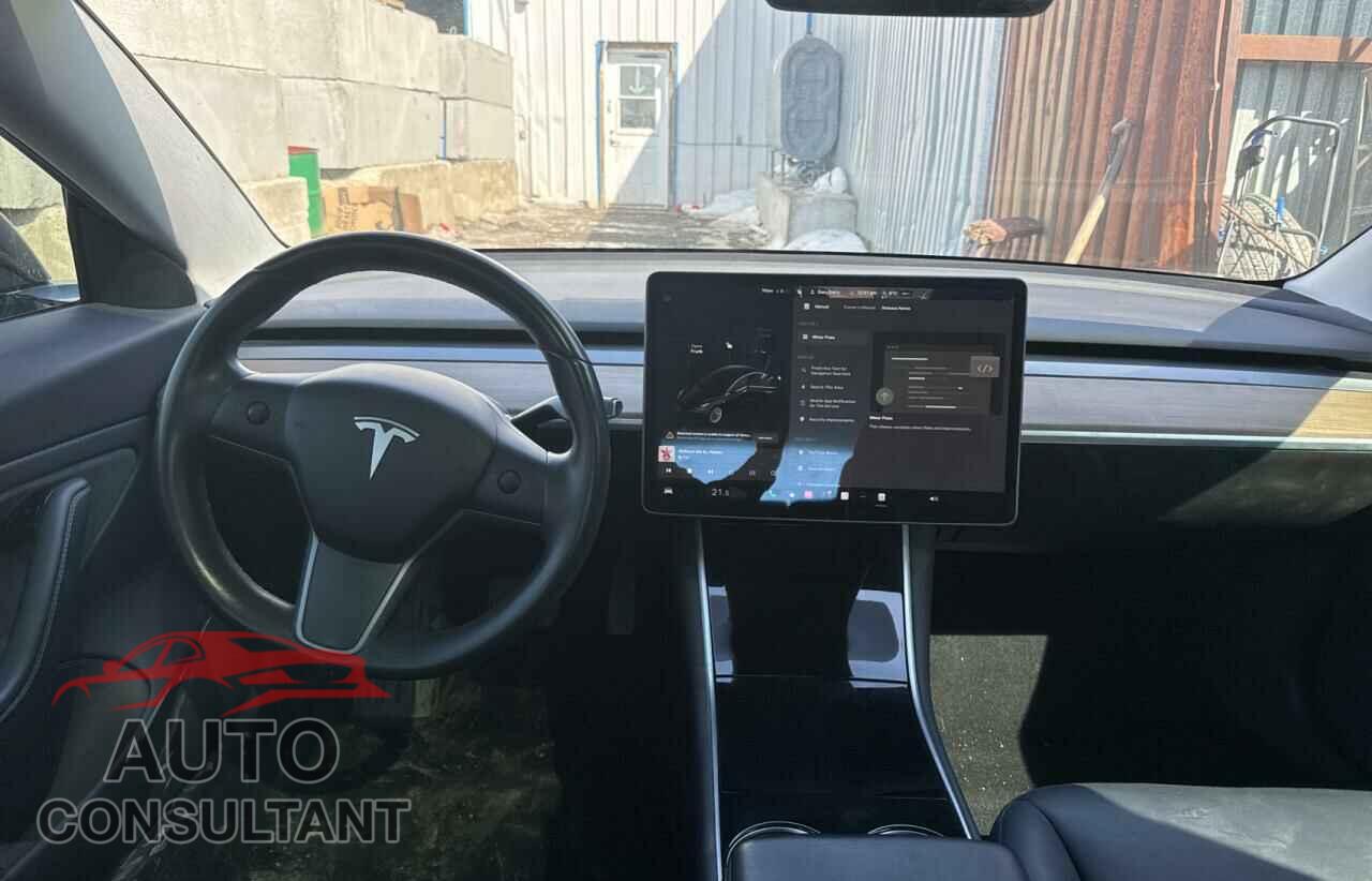 TESLA MODEL 3 2019 - 5YJ3E1EA7KF329353