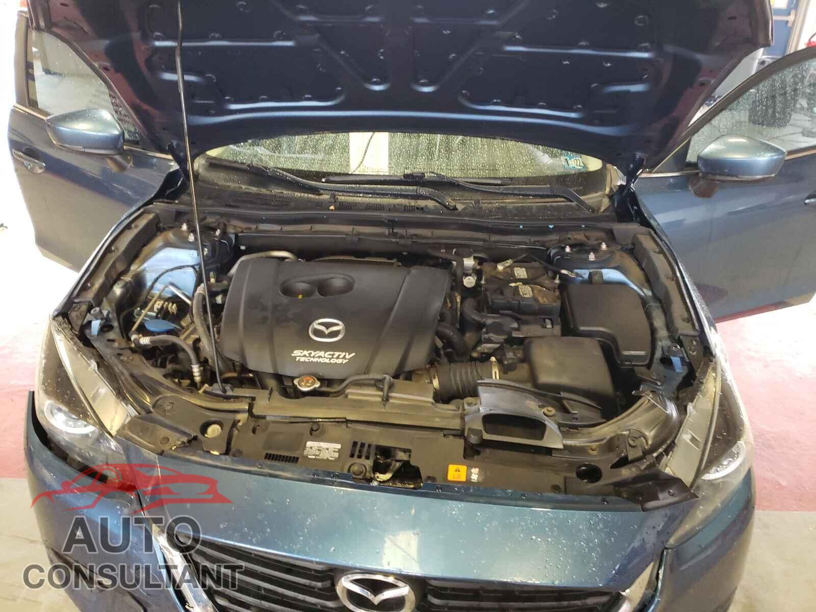 MAZDA 3 2017 - 3MZBN1V76HM121868