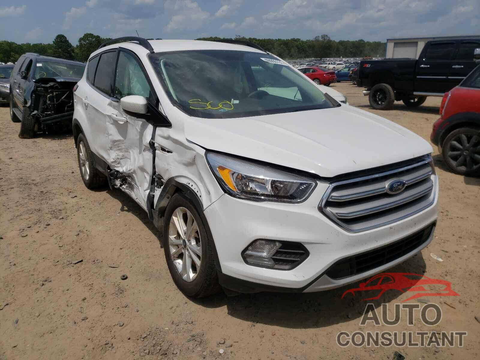 FORD ESCAPE 2018 - 1FMCU9GD8JUD56636