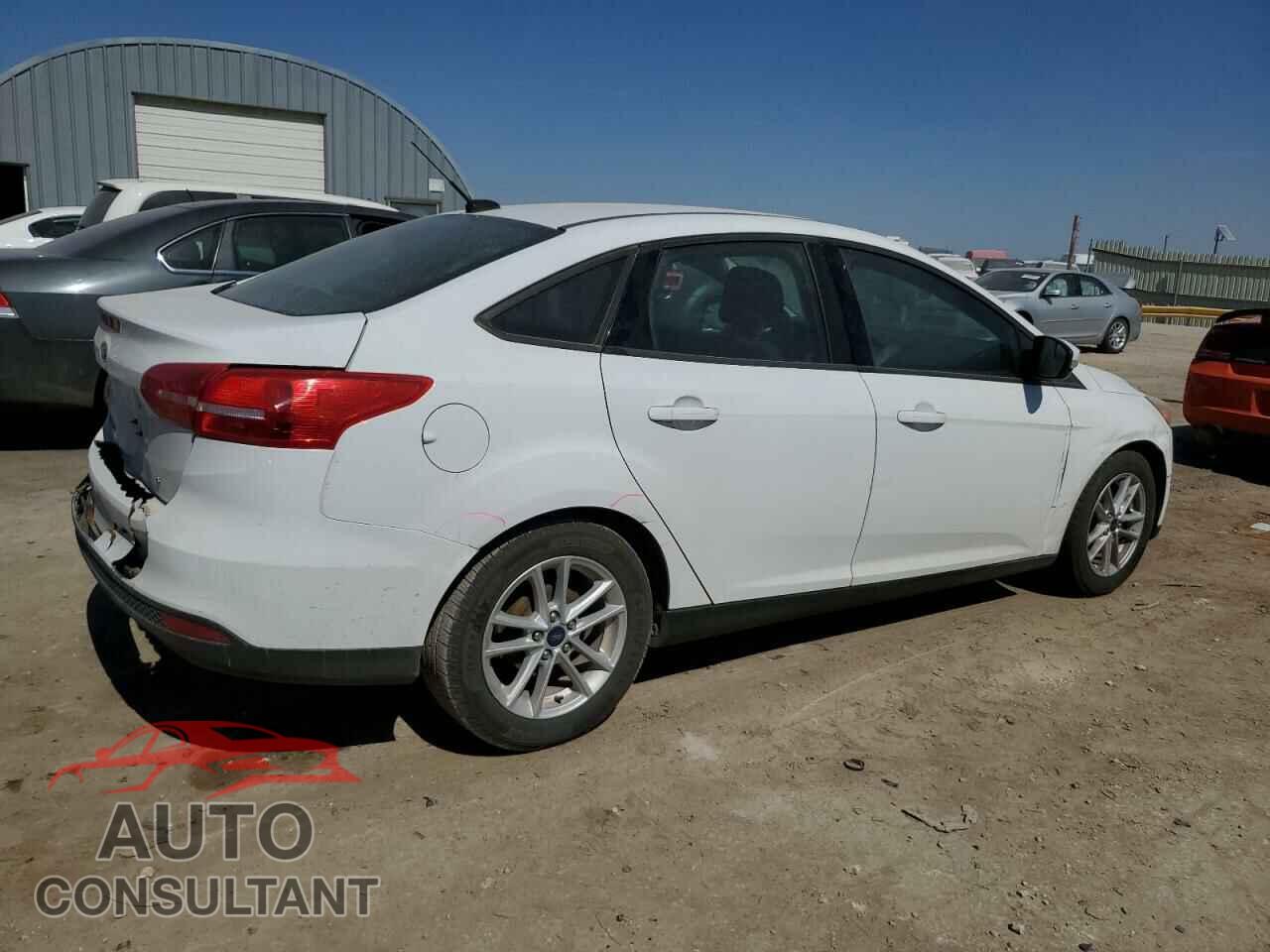 FORD FOCUS 2017 - 1FADP3F24HL304570
