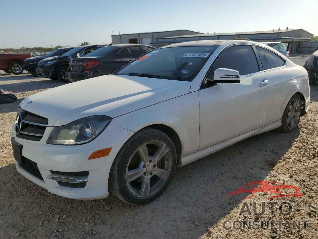 MERCEDES-BENZ C-CLASS 2015 - WDDGJ4HB8FG358171
