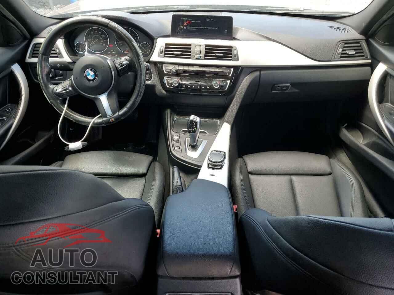 BMW 3 SERIES 2016 - WBA8E1G50GNU11811