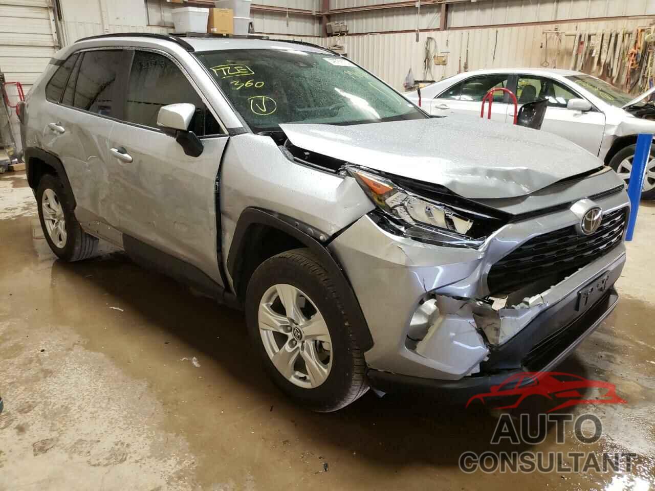TOYOTA RAV4 2021 - 2T3W1RFV8MC105869