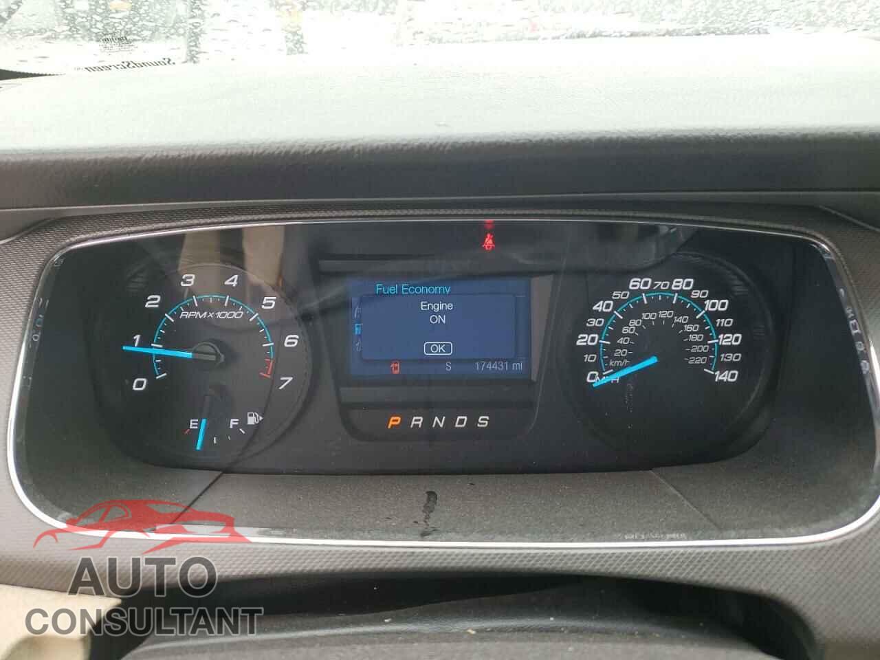 FORD TAURUS 2015 - 1FAHP2D88FG133184