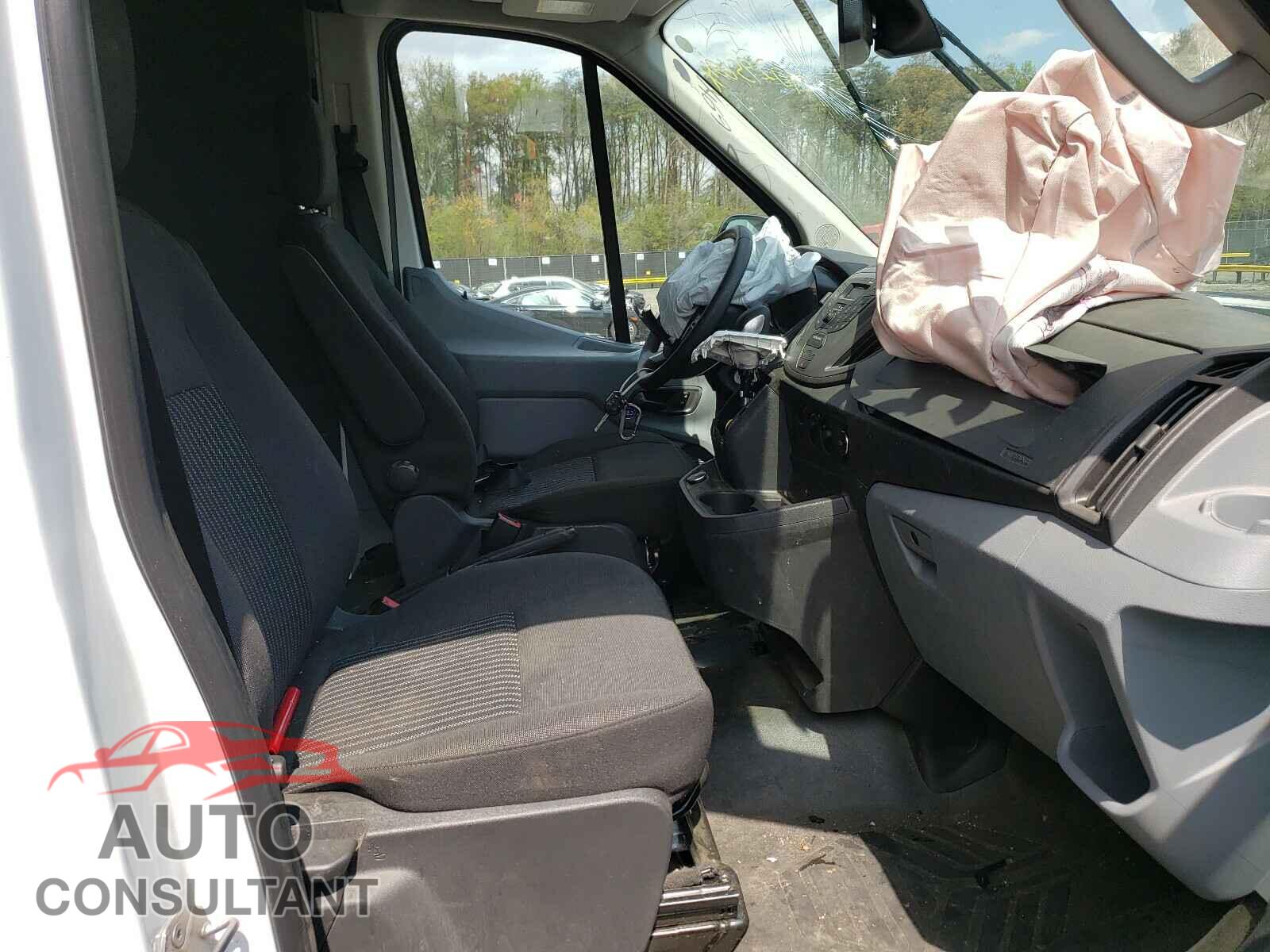 FORD TRANSIT CO 2019 - 1FTYR2CM2KKB46510