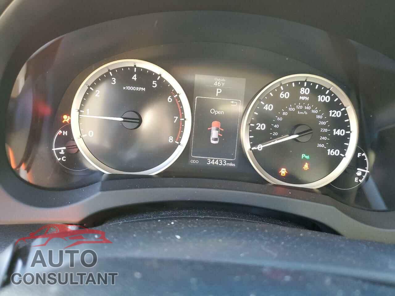 LEXUS IS 2016 - JTHBA1D20G5018436