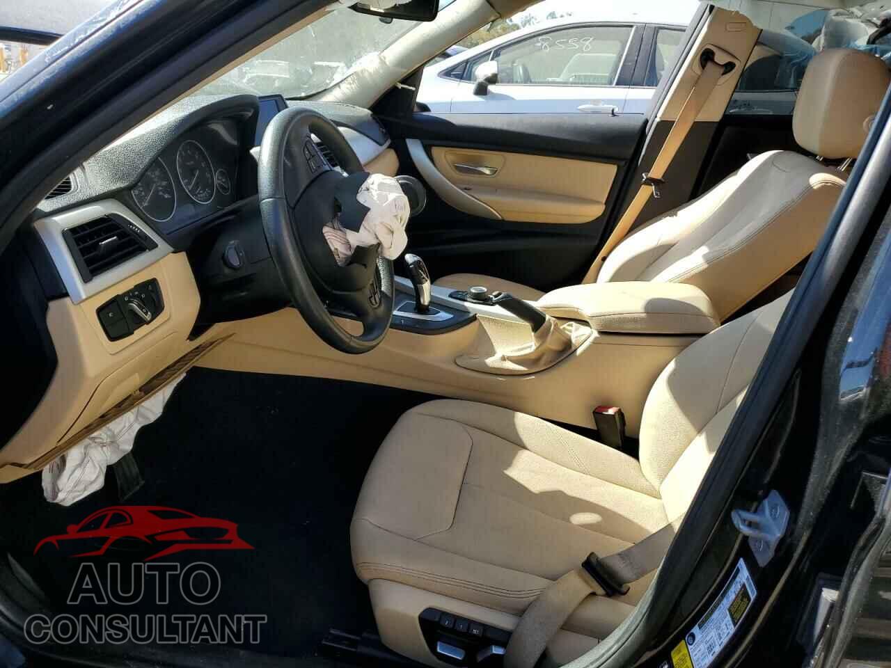 BMW 3 SERIES 2017 - WBA8A3C31HA067247