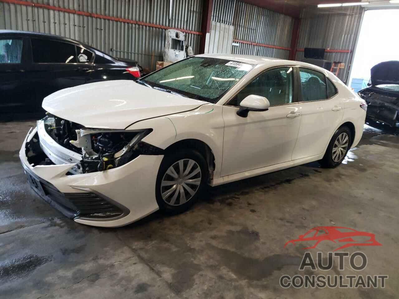 TOYOTA CAMRY 2022 - 4T1C31AK5NU598057