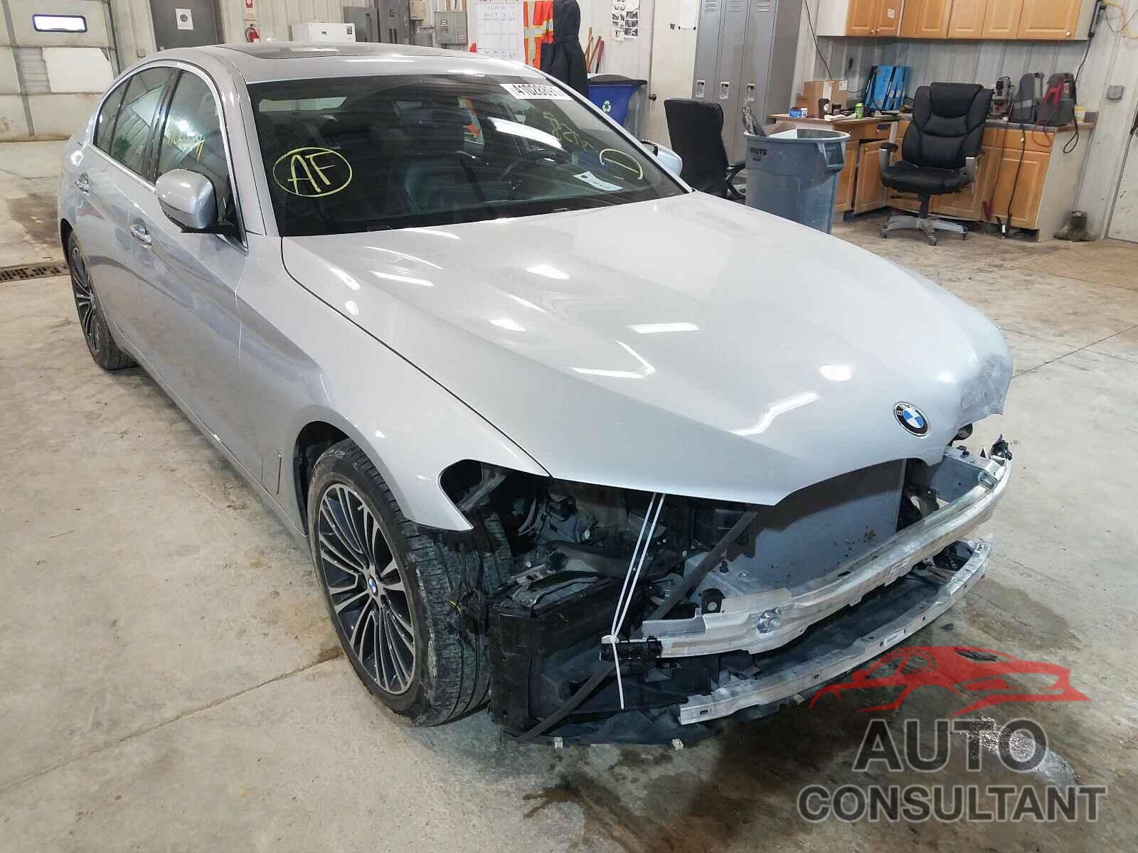 BMW 5 SERIES 2018 - WBAJA7C58JWA73665