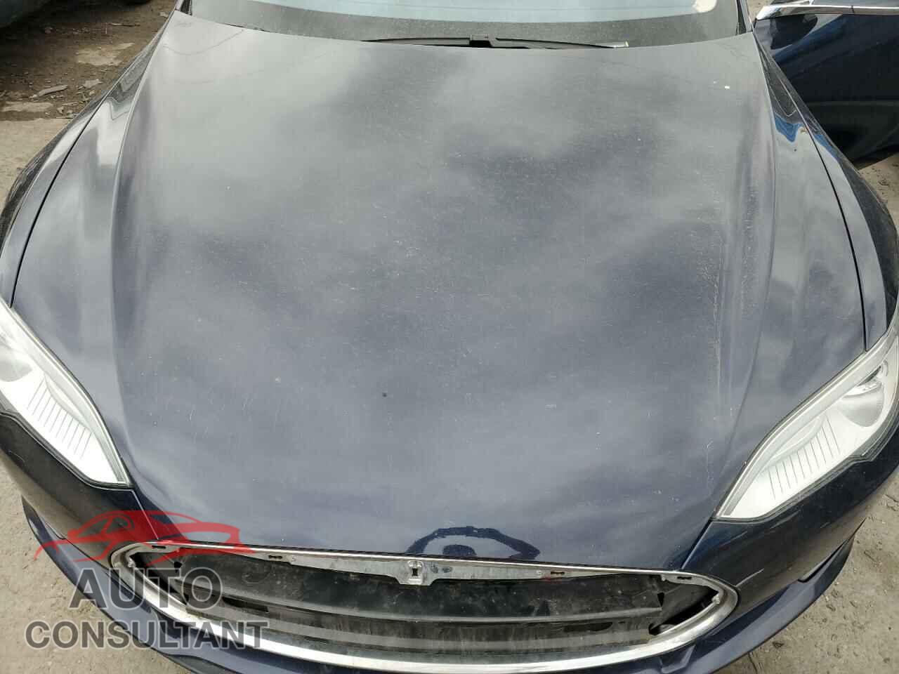 TESLA MODEL S 2013 - 5YJSA1DP8DFP06465