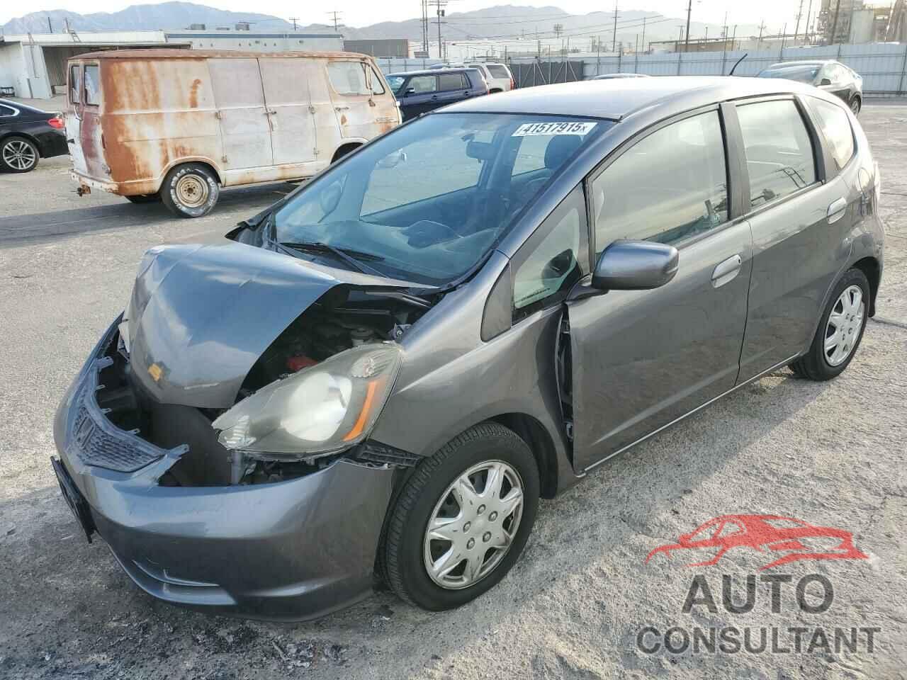 HONDA FIT 2013 - JHMGE8H32DC016166