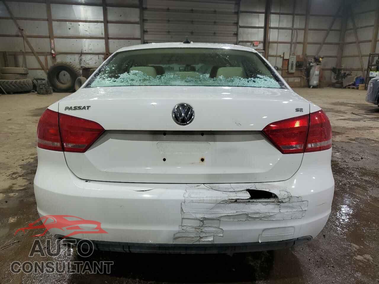 VOLKSWAGEN PASSAT 2012 - 1VWBP7A30CC104431