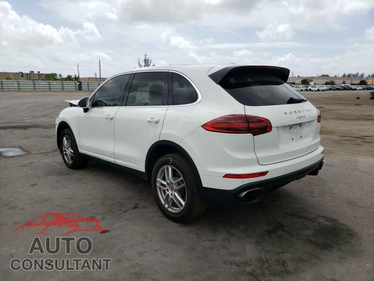PORSCHE CAYENNE 2016 - WP1AA2A20GLA08149