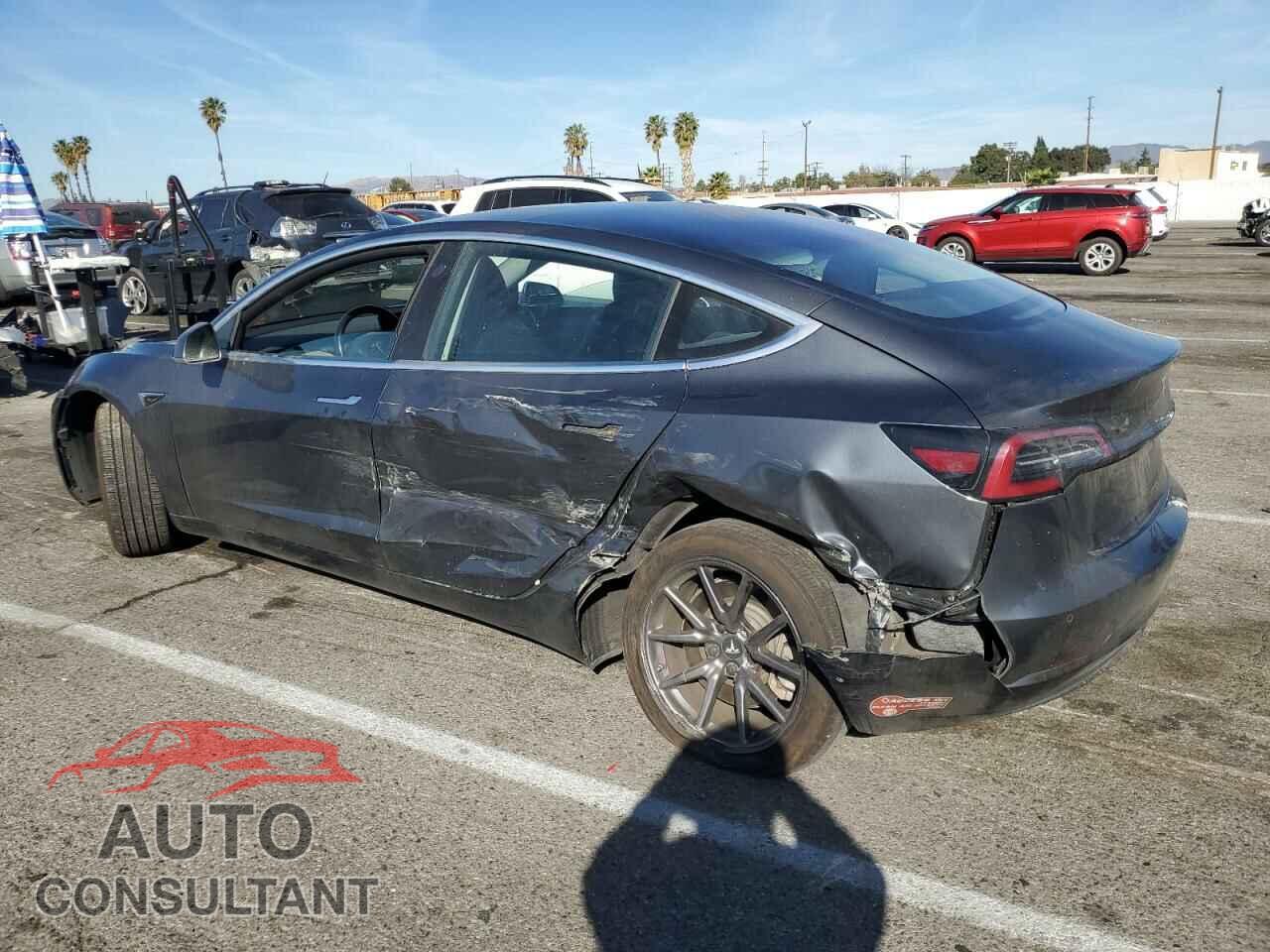 TESLA MODEL 3 2018 - 5YJ3E1EA7JF021193