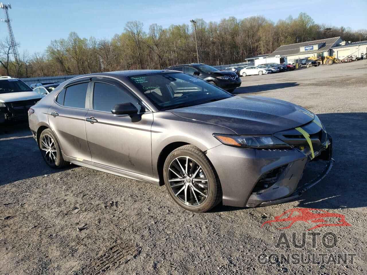 TOYOTA CAMRY 2022 - 4T1G11BK3NU051732