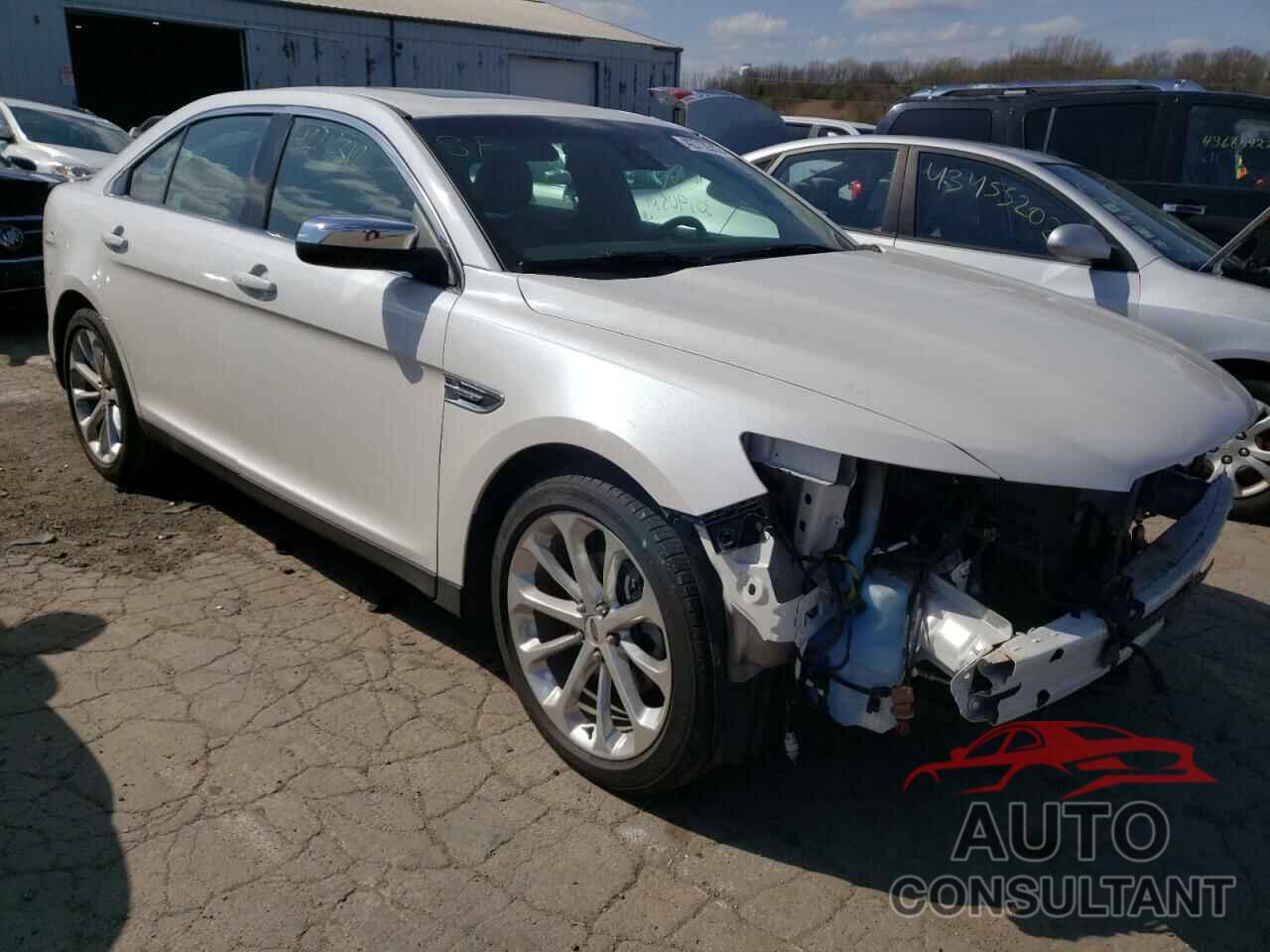 FORD TAURUS 2018 - 1FAHP2J86JG132998