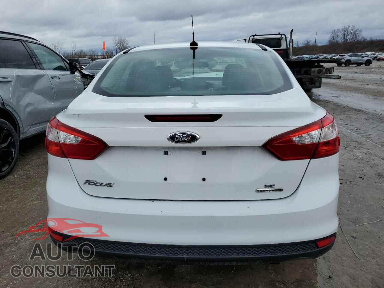 FORD FOCUS 2014 - 1FADP3F24EL177461