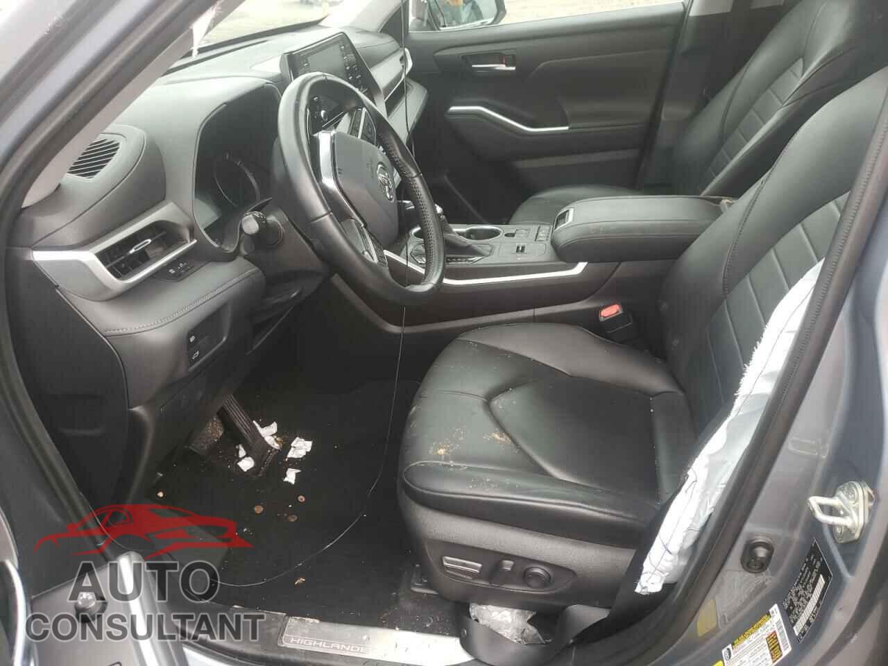 TOYOTA HIGHLANDER 2020 - 5TDGBRCHXLS007778