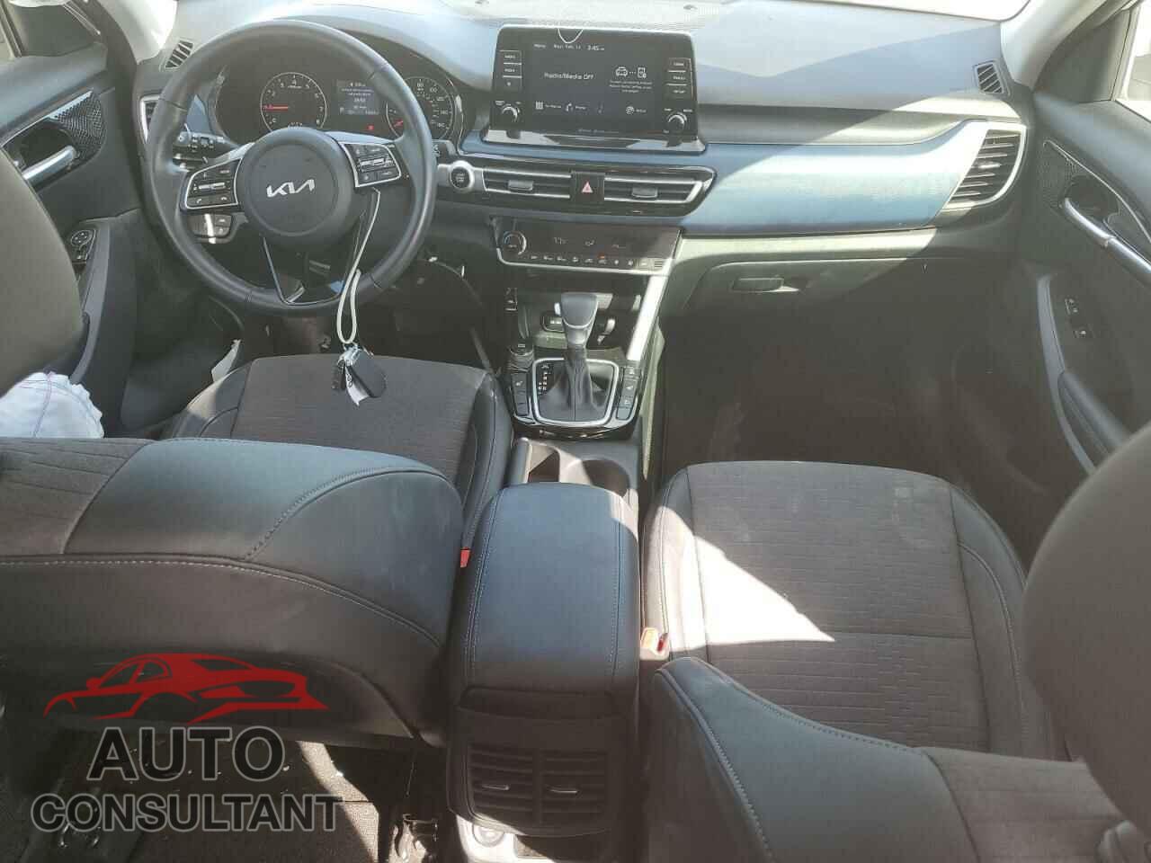 KIA SELTOS 2023 - KNDEUCAA6P7398397