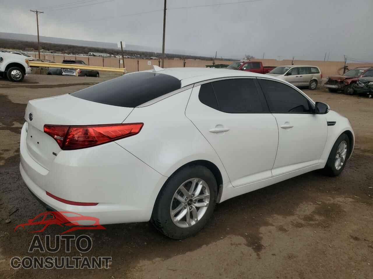 KIA OPTIMA 2011 - KNAGM4A73B5146045