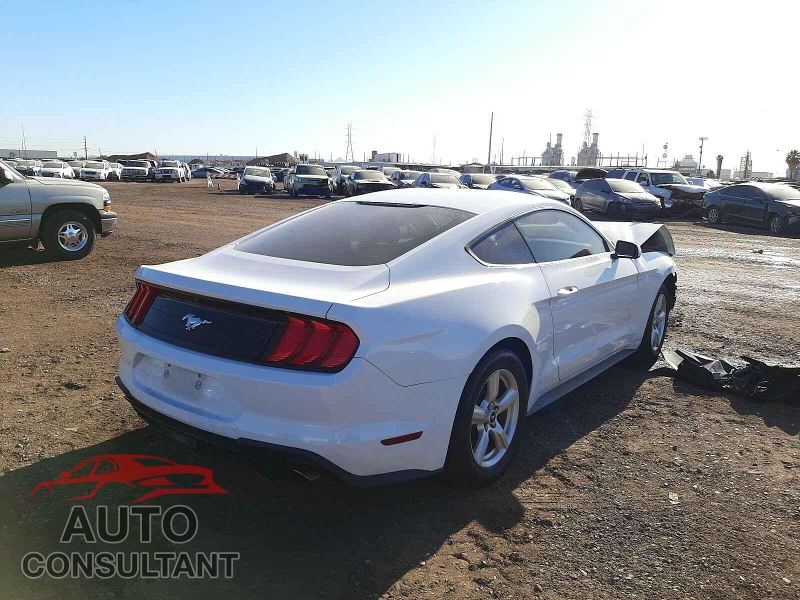 FORD MUSTANG 2018 - 1FA6P8TH9J5163777