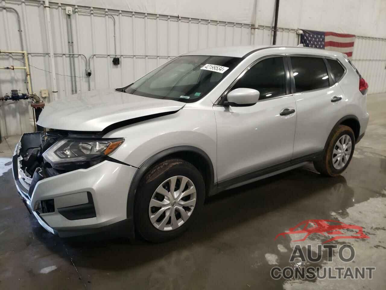 NISSAN ROGUE 2017 - KNMAT2MV4HP521240