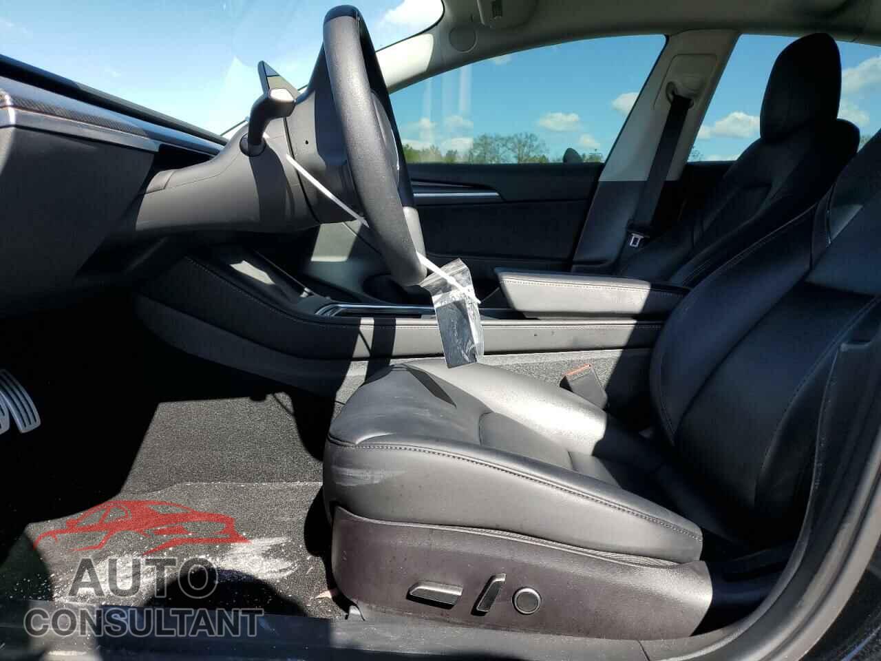 TESLA MODEL 3 2022 - 5YJ3E1EC7NF168332