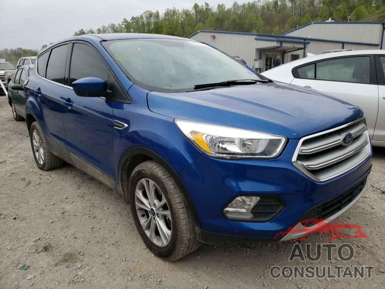 FORD ESCAPE 2017 - 1FMCU9G98HUA51773