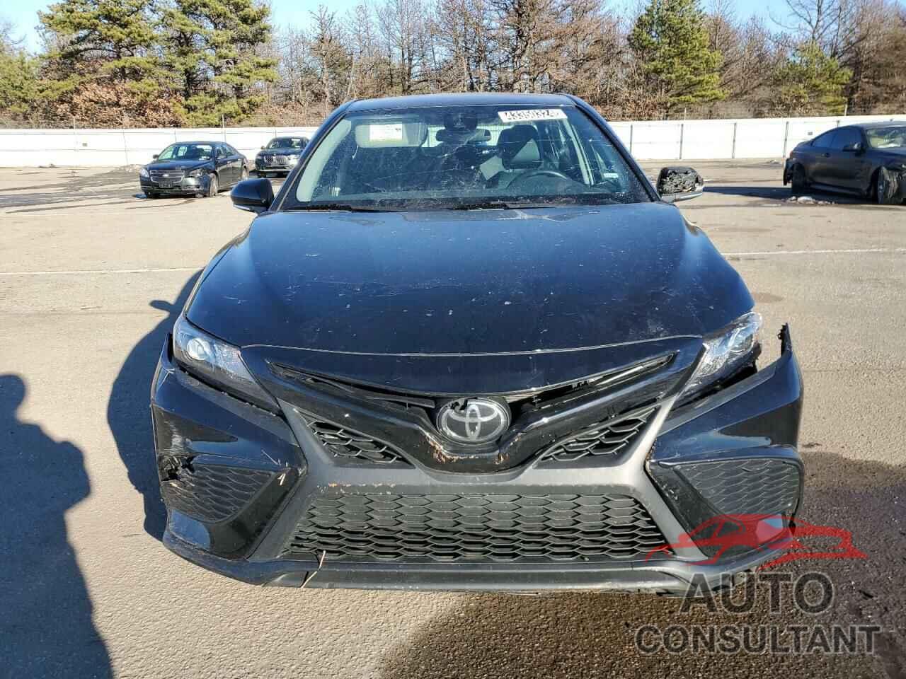 TOYOTA CAMRY 2022 - 4T1G11AK3NU689142