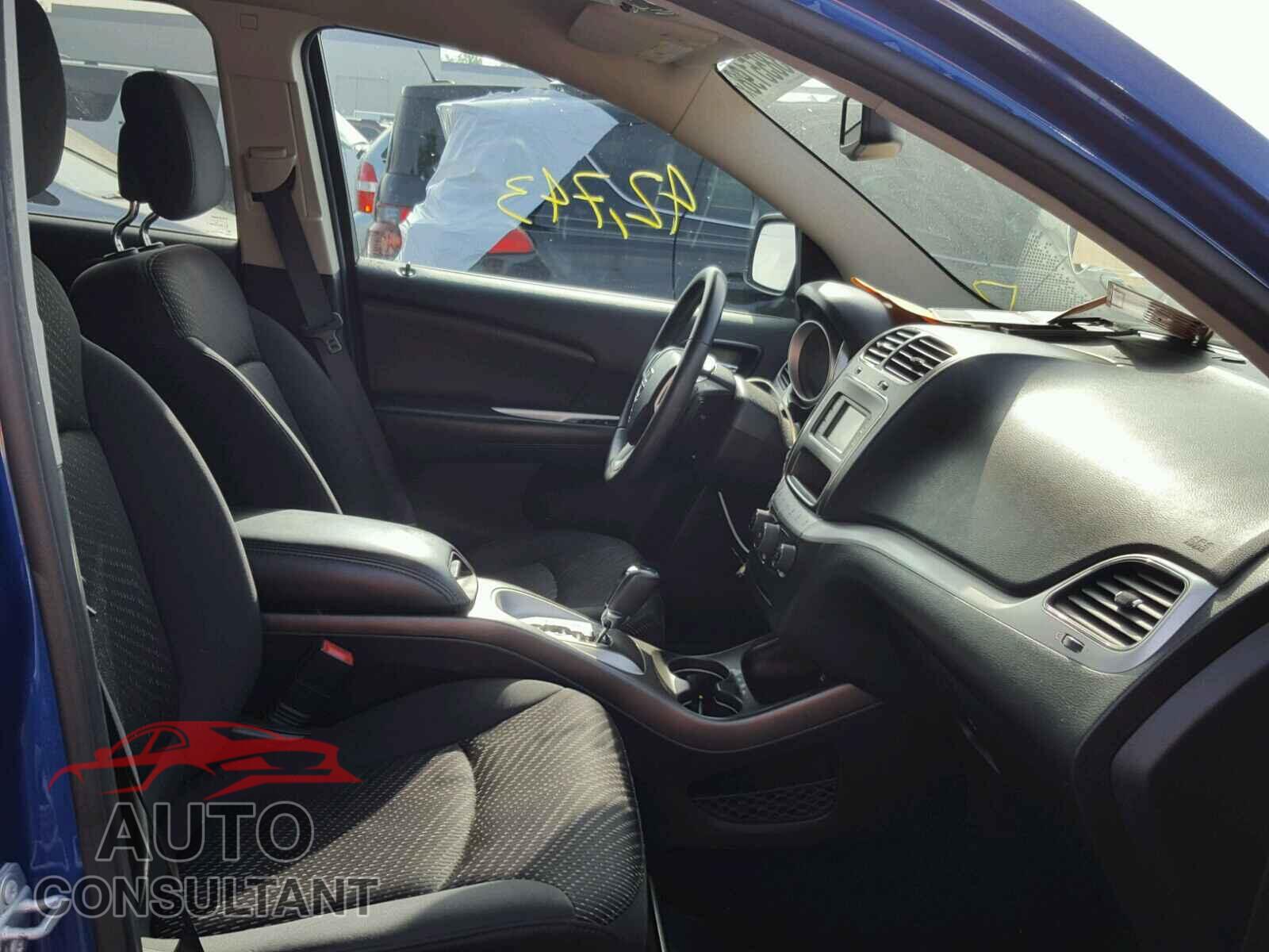 DODGE JOURNEY SE 2015 - 3C4PDCAB2FT554186