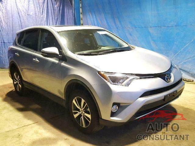 TOYOTA RAV4 XLE 2018 - 2T3RFREV5JW812292
