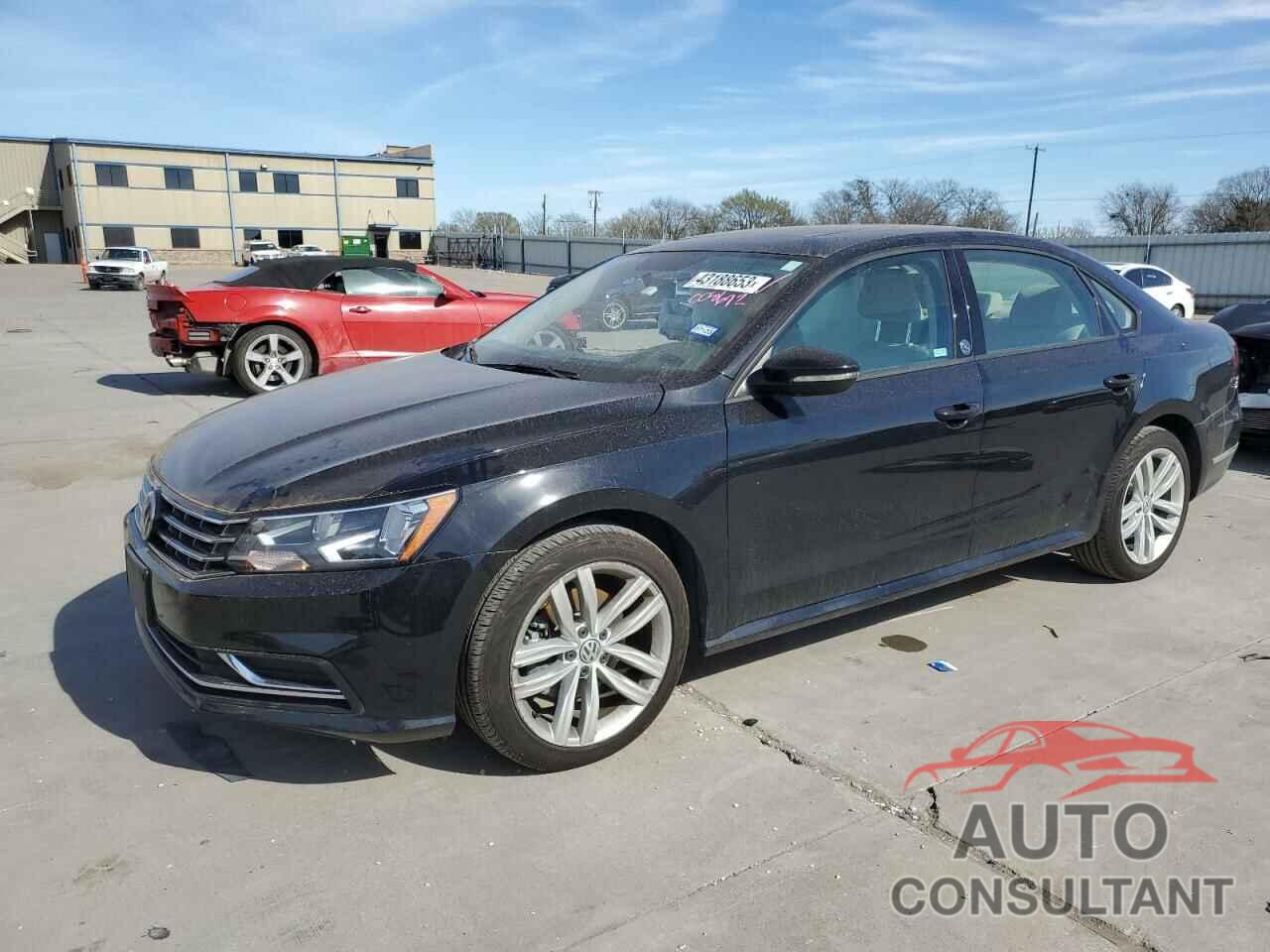 VOLKSWAGEN PASSAT 2019 - 1VWLA7A32KC008692