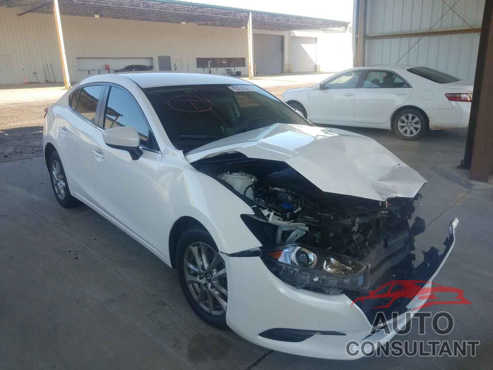 MAZDA 3 2017 - 3MZBN1U74HM115472