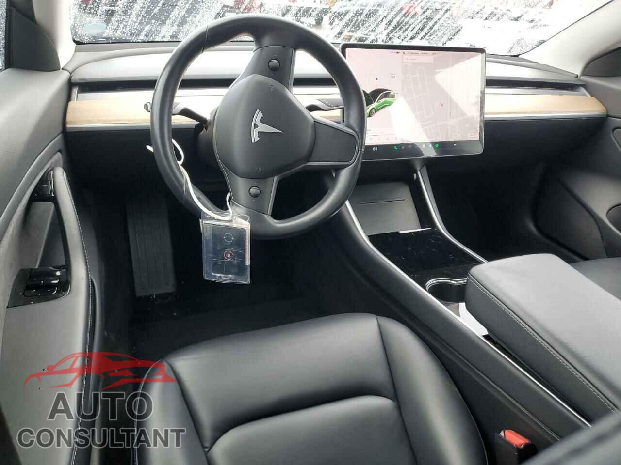 TESLA MODEL 3 2018 - 5YJ3E1EB2JF072111