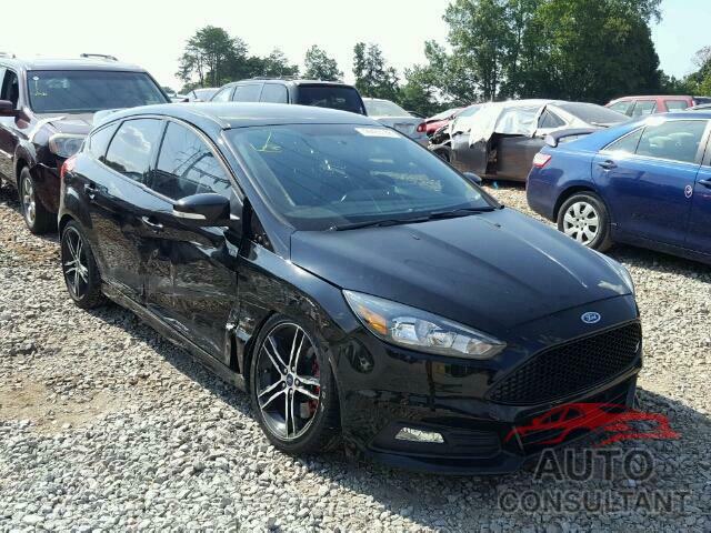 FORD FOCUS 2016 - 1FADP3L9XGL261322
