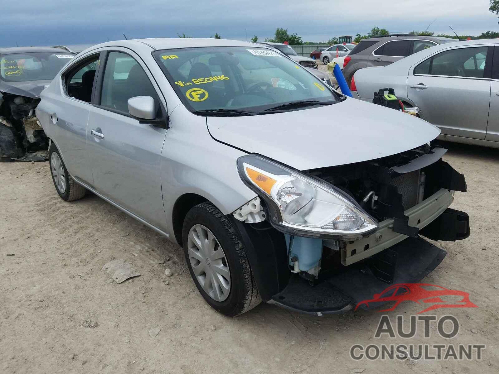 NISSAN VERSA 2019 - 3N1CN7AP9KL850446